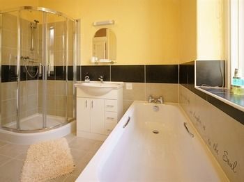 Bed & Breakfast Barnabas House