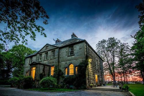 Hostal Durn House