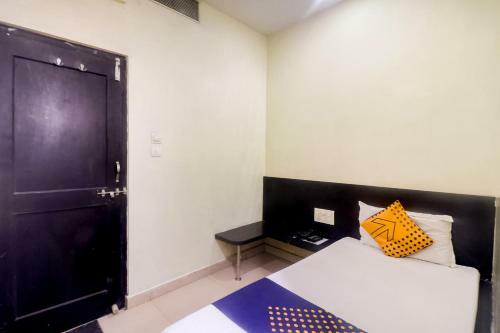 Spot On 60962 Hotel Chandra