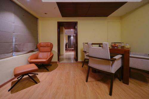 Hotel Babylon Capital