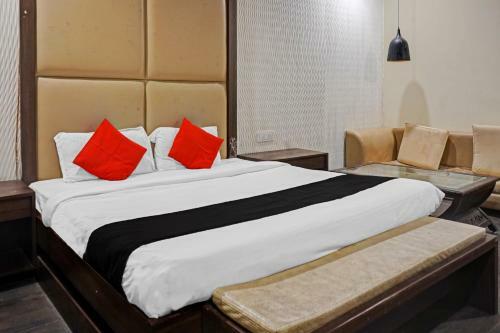 Hotel Capital O 81400 Vansh Palace