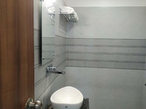 Hotel Global Inn Gold Lucknow