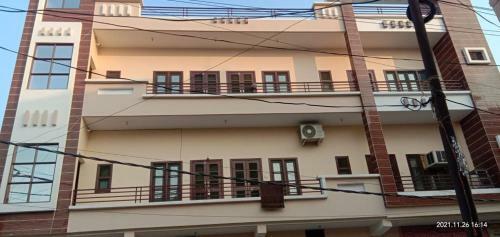 Apartamento Aashiyana Homestay