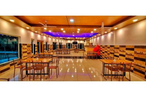 Fabhotel Corbett Green View Garden And Stay