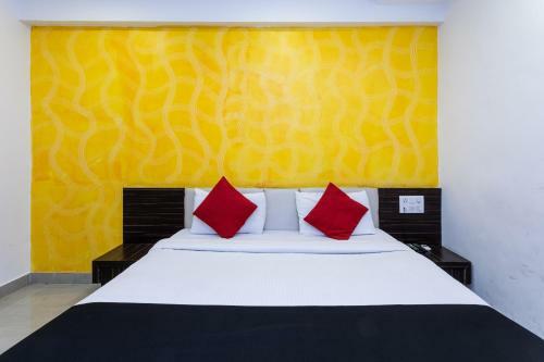 Capital O 5970 Hotel Balaji Central