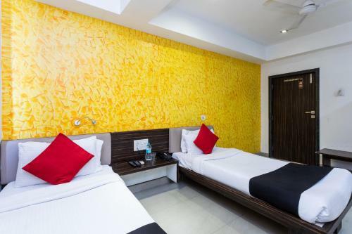 Capital O 5970 Hotel Balaji Central