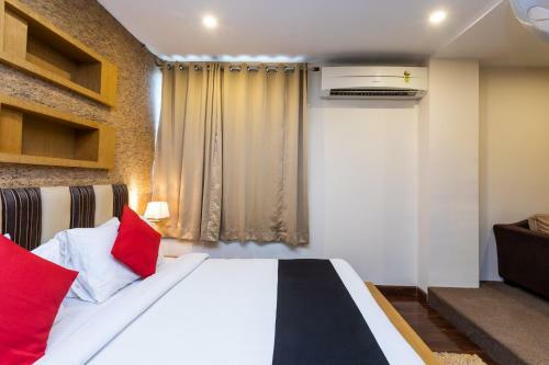 Capital O 5970 Hotel Balaji Central