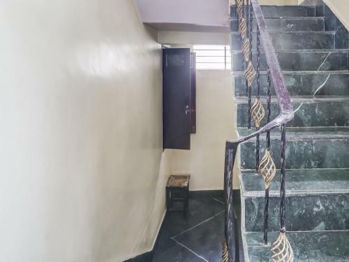 Hotel Oyo 82143 Green Park Sapan