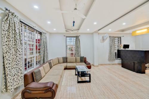 Hostal Peaceful Stay Aditya Birla Memorial Hospital
