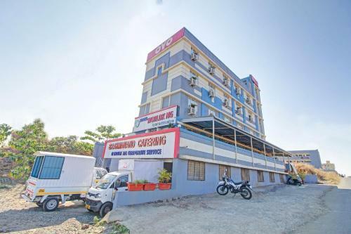 Oyo 86745 Hotel Worldking Inn