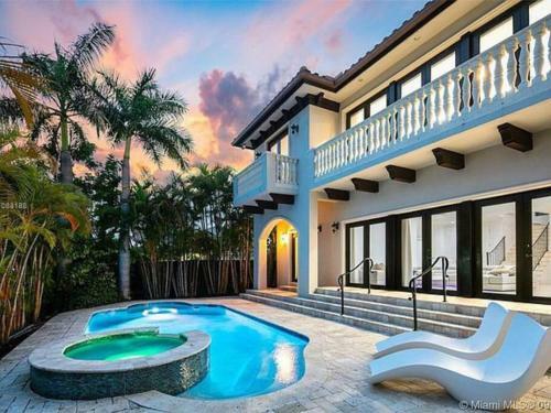Villa Hawkins - Luxury With Pool