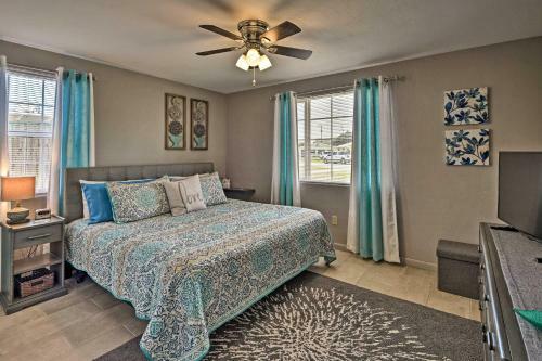 Coastal Bungalow 2 Blocks To Ormond Beach!