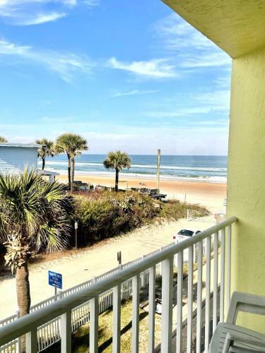 Coastal Cozy - Ocean View At Symphony Beach Club