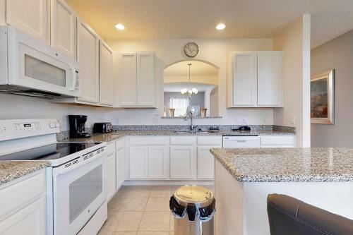 Helen's Luxury Providence Vacation Home