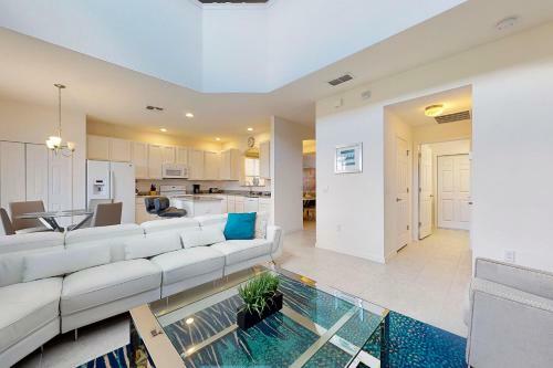 Helen's Luxury Providence Vacation Home
