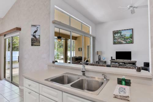 Tropical Retreat