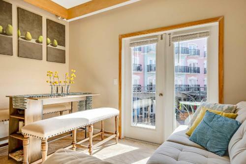 Apartamento Palm Coast Condo With Balcony, Walk To Dining!