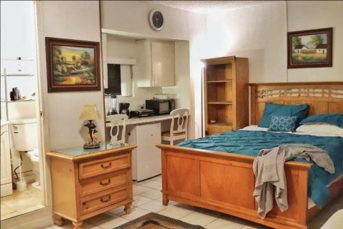 Apartamento Cozy Queen Bed Studio Near Dolphin Mall-fiu