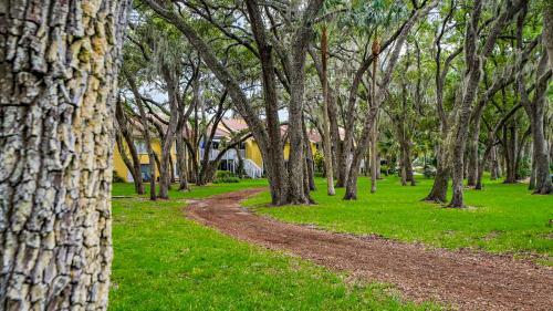 Apartamento Lovers Den Your Hidden Private Gem