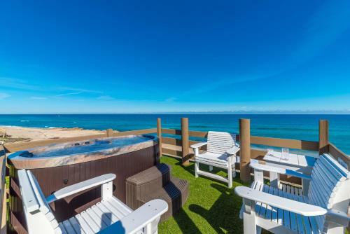 Villa Art On The Beach
