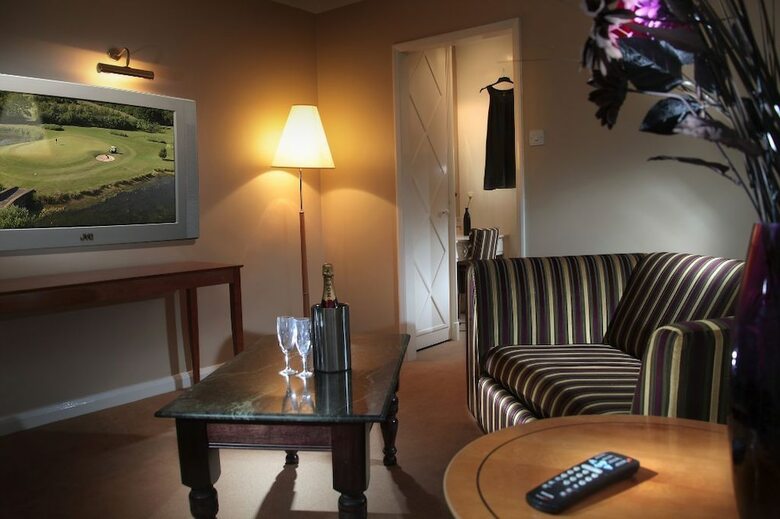 The Roman Way Hotel