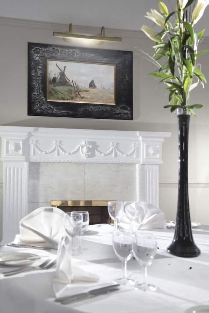 The Roman Way Hotel