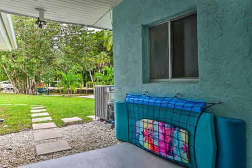 Waterfront Sarasota Estate Dock And Boat Lift!