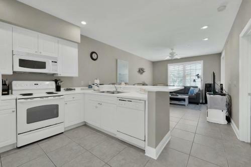 Private Townhouse With Gym Access & Free Dolphin Cruise
