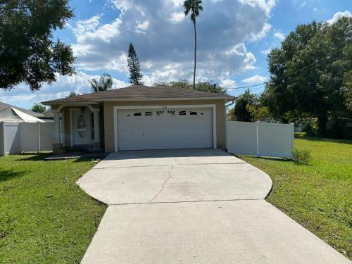 Damandys House Come To Know Tampa Florida