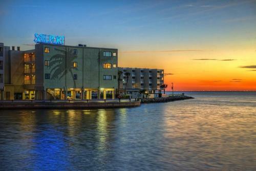 Apartamento 2 Bd Sunset View Condo On Tampa Bay