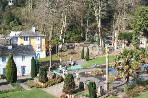 Hostal Estuary Lodge Hotel And Restaurant