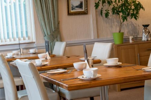 Hostal Estuary Lodge Hotel And Restaurant