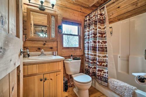Rustic Clayton Log Cabin With Hot Tub And Views!