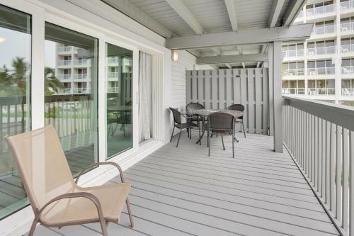 Sand Dunes C2 Stunning Beach Front Townhome With Pool!
