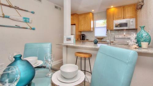 Madeira Beach Yacht Club By Teeming Vacation Rentals