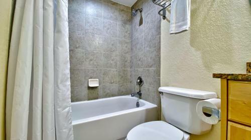 Sunset Vistas By Teeming Vacation Rentals