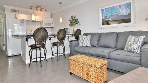 Harbor House North 25 By Teeming Vacation Rentals