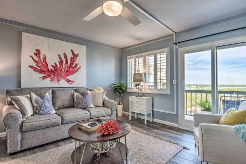 Apartamento Coastal Abode At Pinnacle Port A Beachfront Oasis