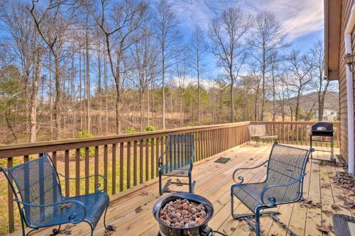 Woodsy Blue Ridge Retreat, 3 Mi To Downtown!