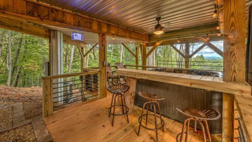 Blue Moon Ridge Treehouse By Escape To Blue Ridge