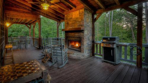 Foxhollow By Escape To Blue Ridge