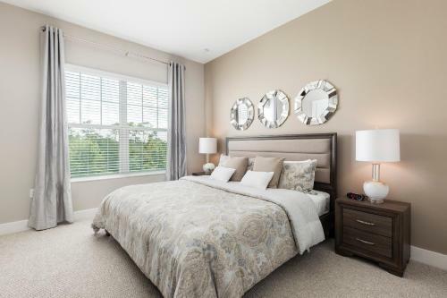4 Br 4 Ba Deluxe Villa Full Kitchen 5min To Disneyworld