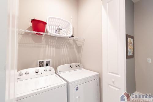 4 Br 4 Ba Villa Central Location Near Disney 1804ft�