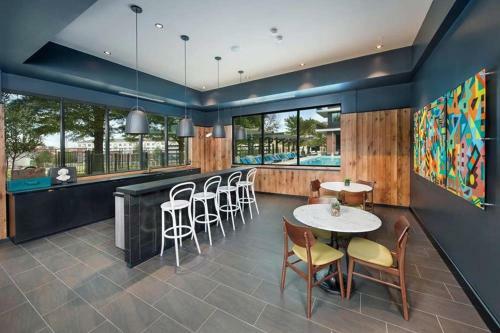 Cozy & Modern Apartment In Midtown Atlanta