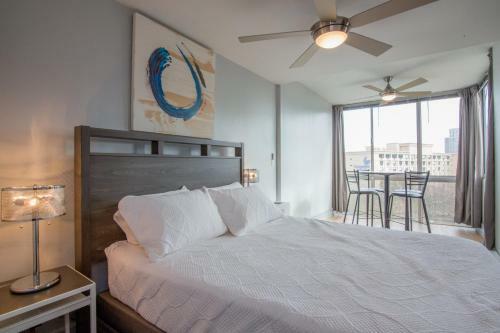 Apartamento 804 Free Parking Modern Downtown Apt, Great Wifi