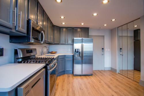 Apartamento 804 Free Parking Modern Downtown Apt, Great Wifi