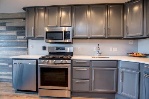 Apartamento 804 Free Parking Modern Downtown Apt, Great Wifi