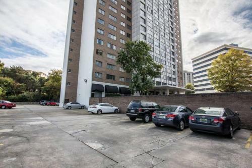 Apartamento 1001 Free Parking, 2 Bd, Modern Dtw, Great Wifi