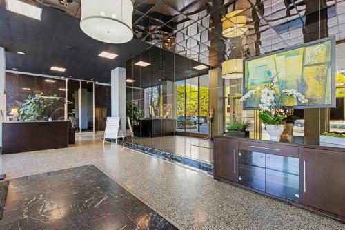 Apartamento 1001 Free Parking, 2 Bd, Modern Dtw, Great Wifi