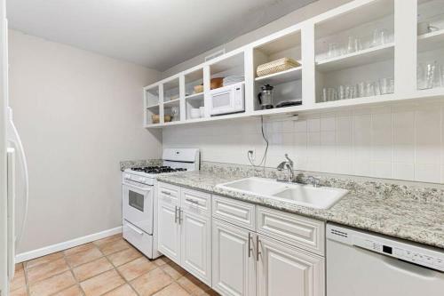 Apartamento 1001 Free Parking, 2 Bd, Modern Dtw, Great Wifi